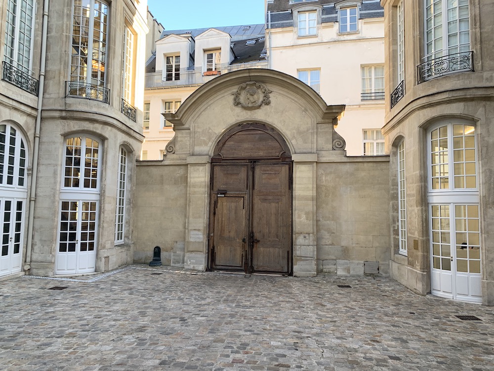 a parisian gallery entrance