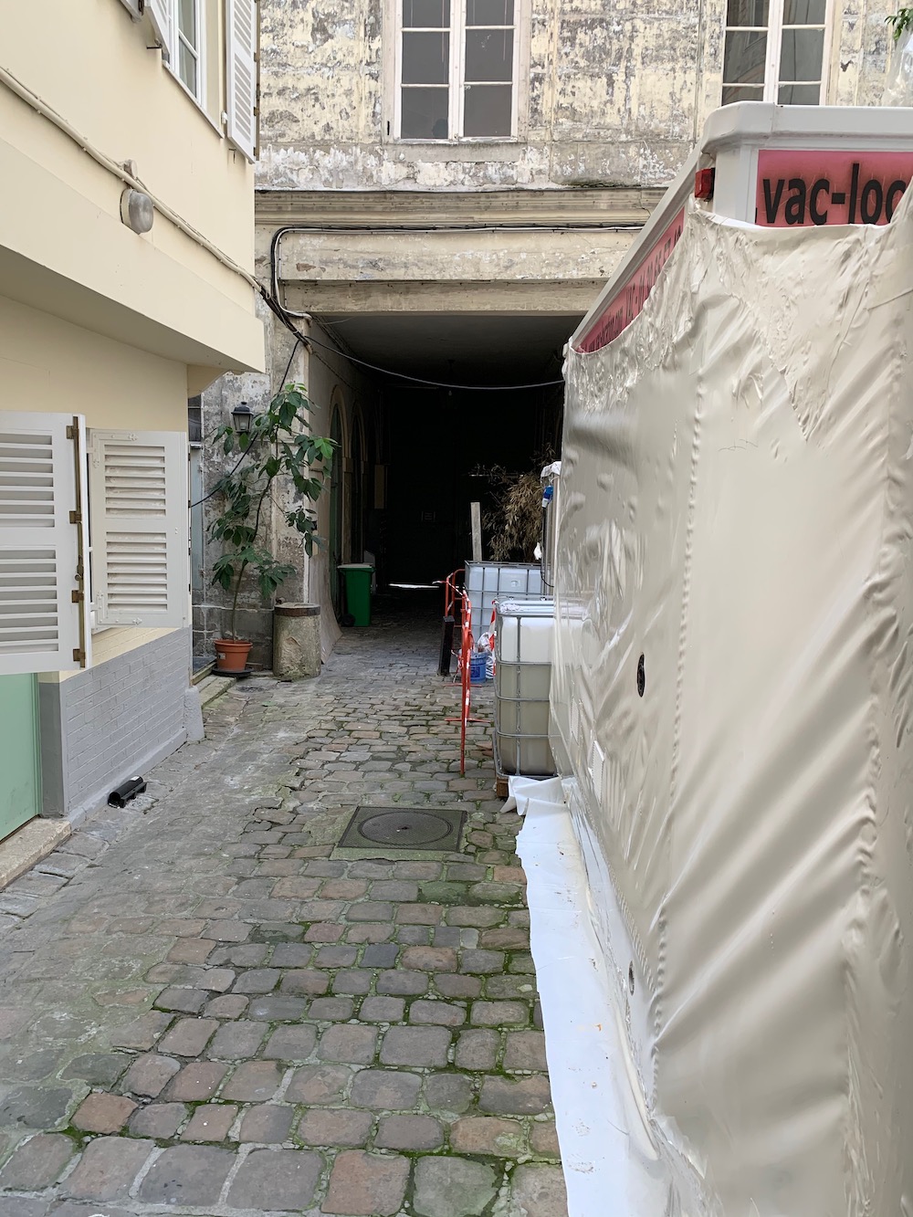 a parisian gallery entrance